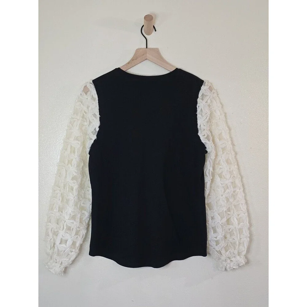 Chico's Mesh Applique Sleeve Blouse Womens Size 1 Medium Black Ivory Elegant Top